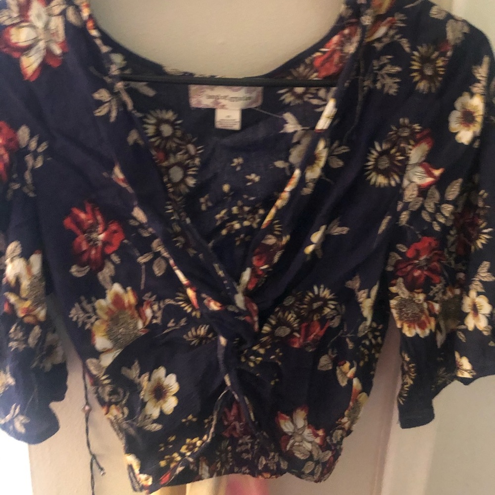 Crop top